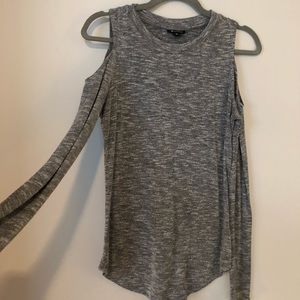 I ❤️ Robson Heather Gray Tunic w/ Cutouts